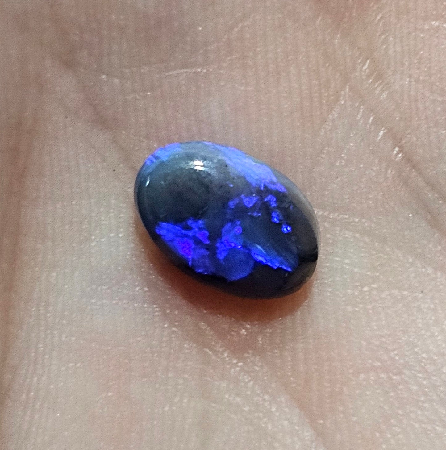 N1 Deep Blue Solid Opal from Lightning Ridge 1.40cts(S16)