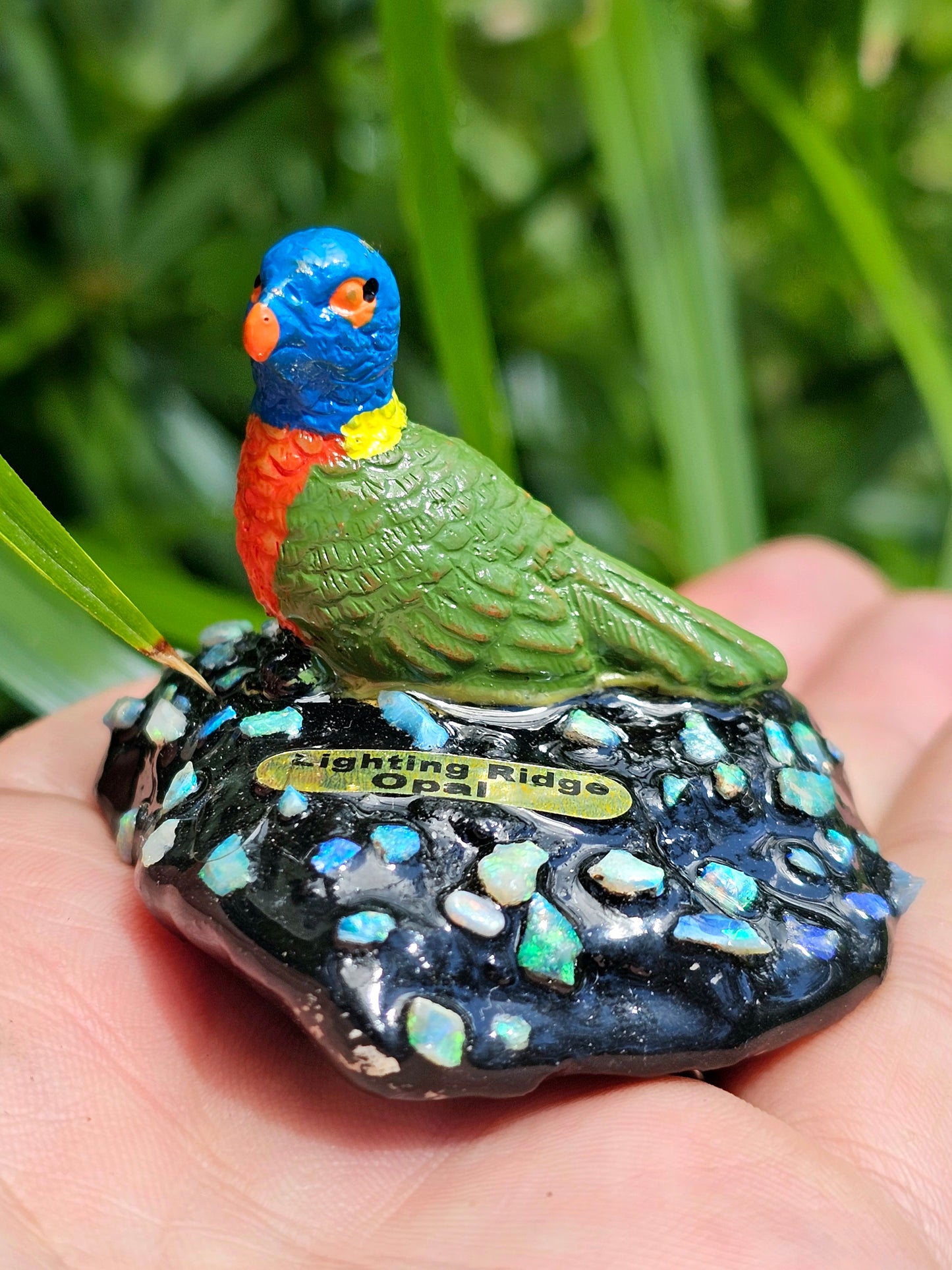 Lightning Ridge Opal Chip Bird(Lorikeet) Statue