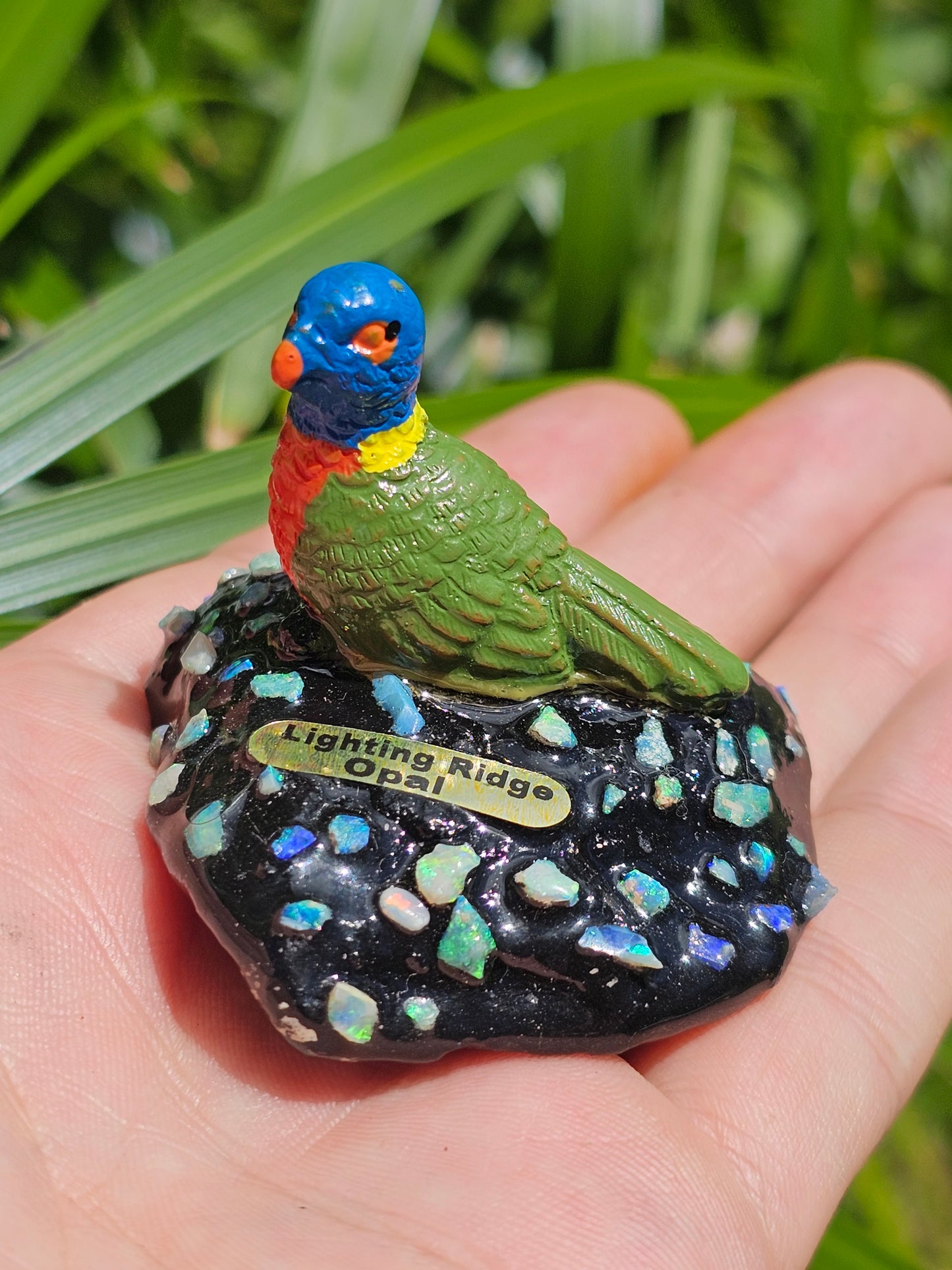 Lightning Ridge Opal Chip Bird(Lorikeet) Statue