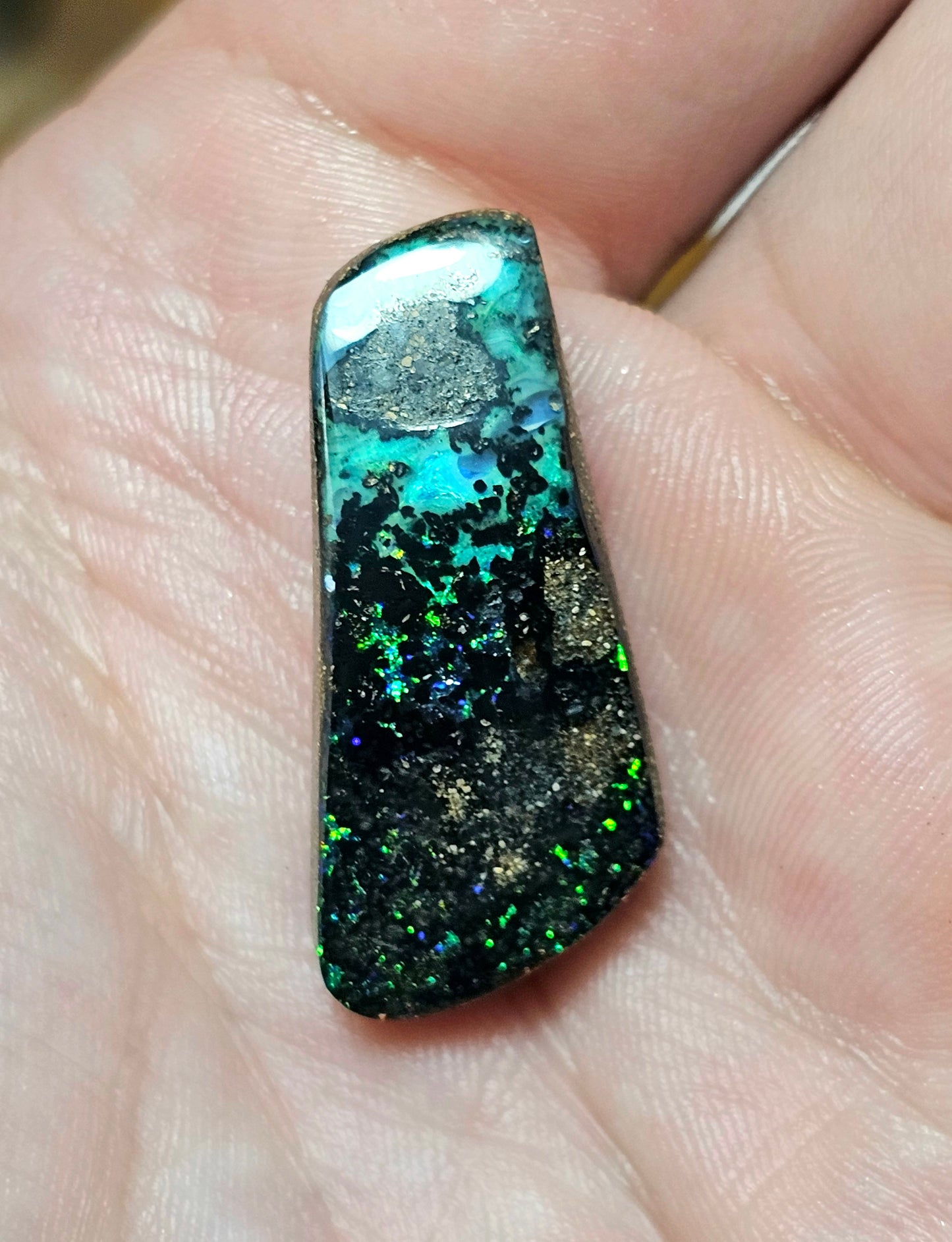 Pretty Pattern Boulder Opal! 20cts (W4)