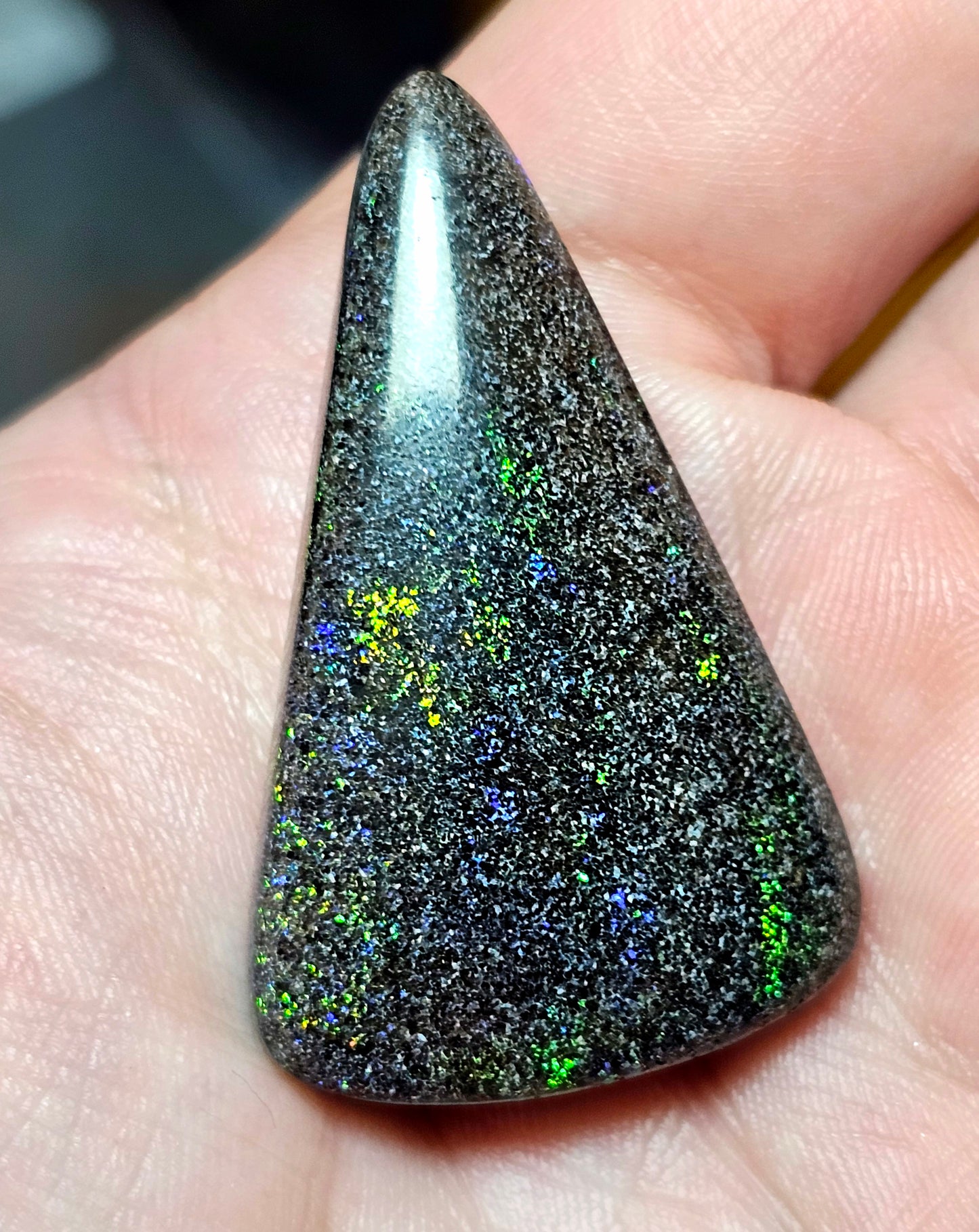 Fairy Opal with Green Flashes! 39cts (ON74)