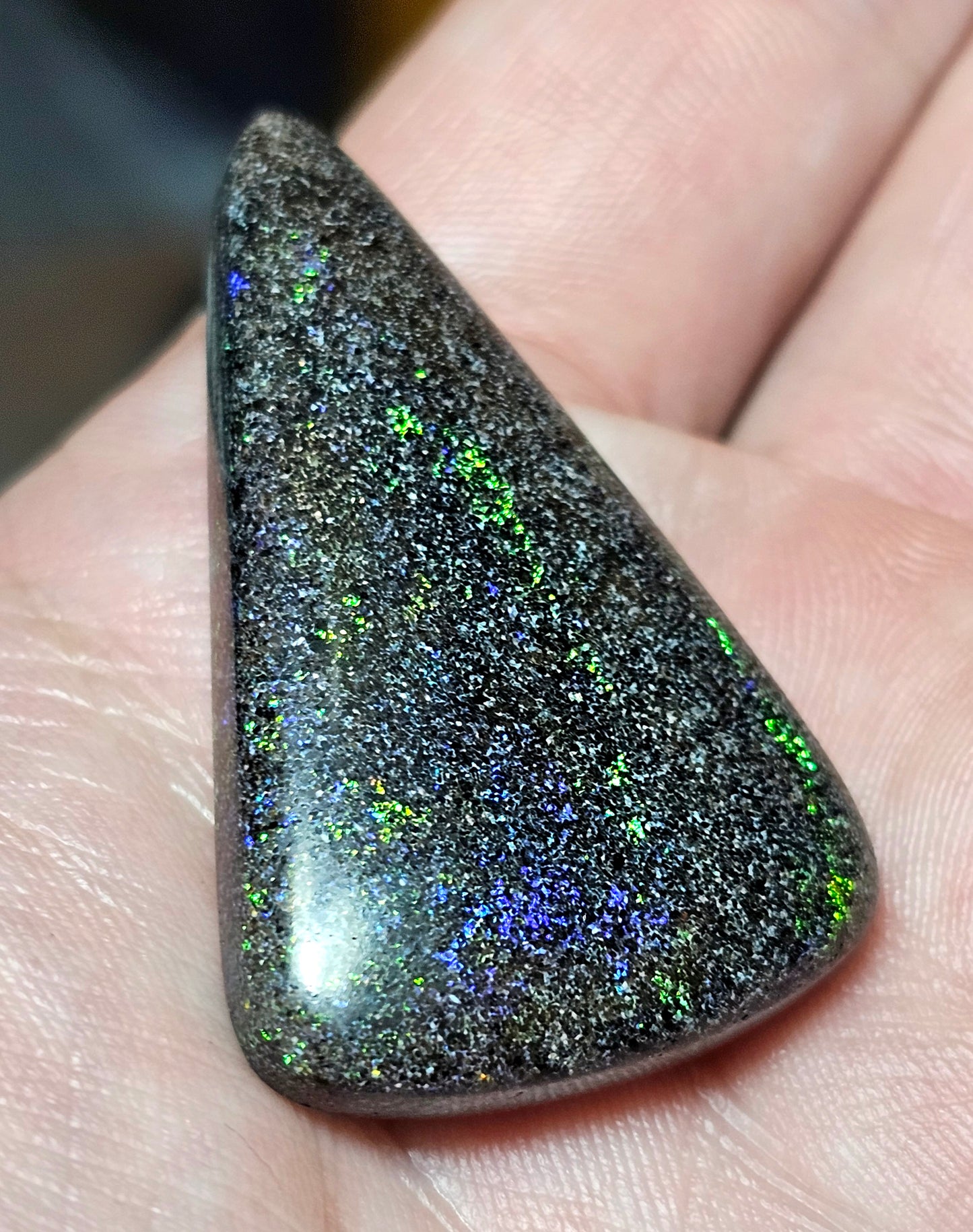 Fairy Opal with Green Flashes! 39cts (ON74)
