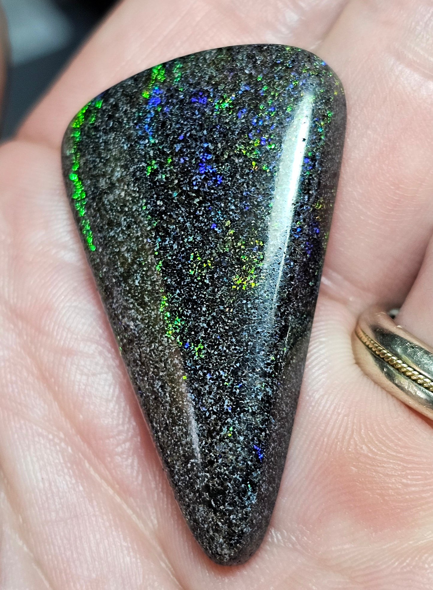 Fairy Opal with Green Flashes! 39cts (ON74)