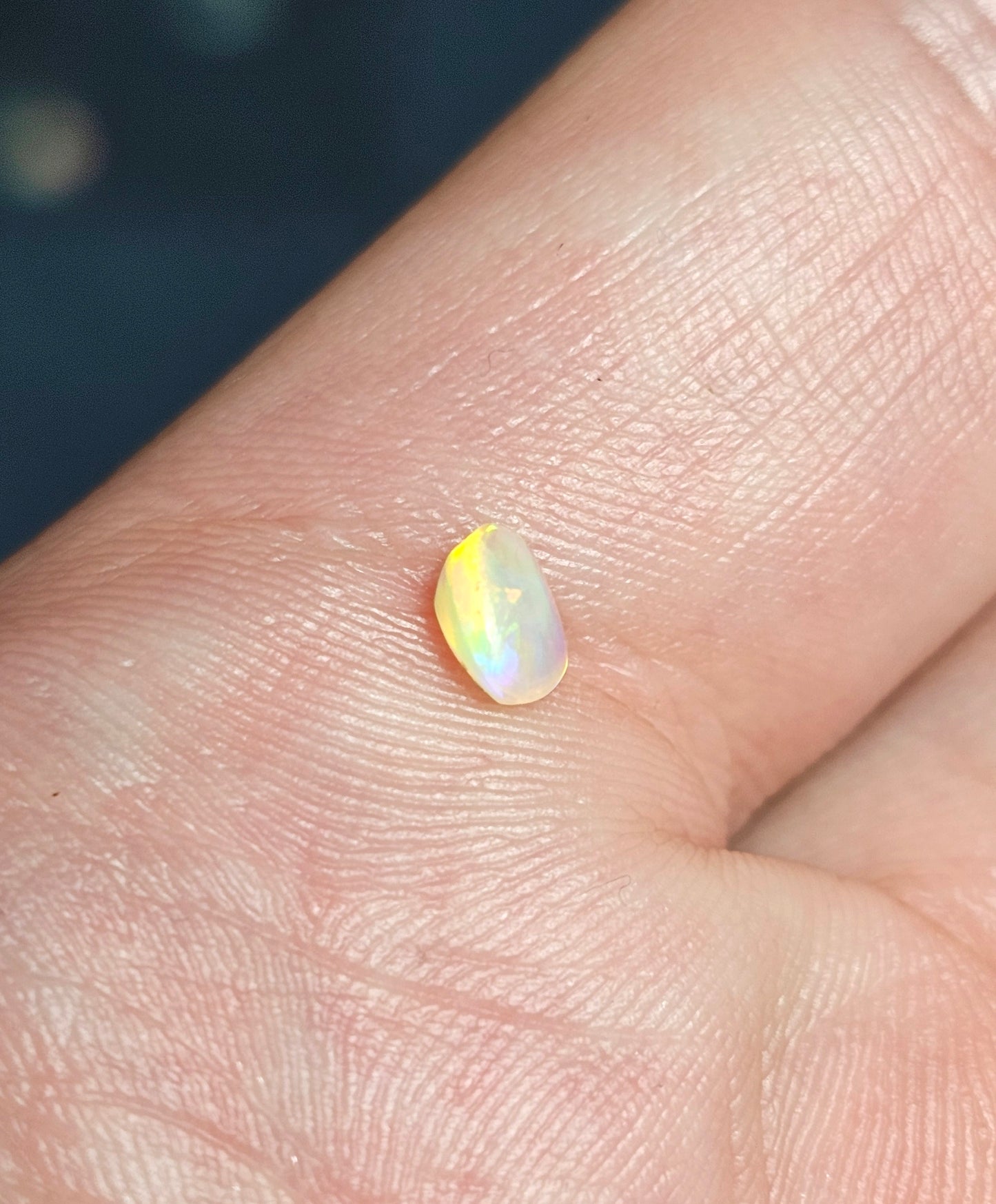 Bright Lightning Ridge Opal! 0.40cts (LRF)