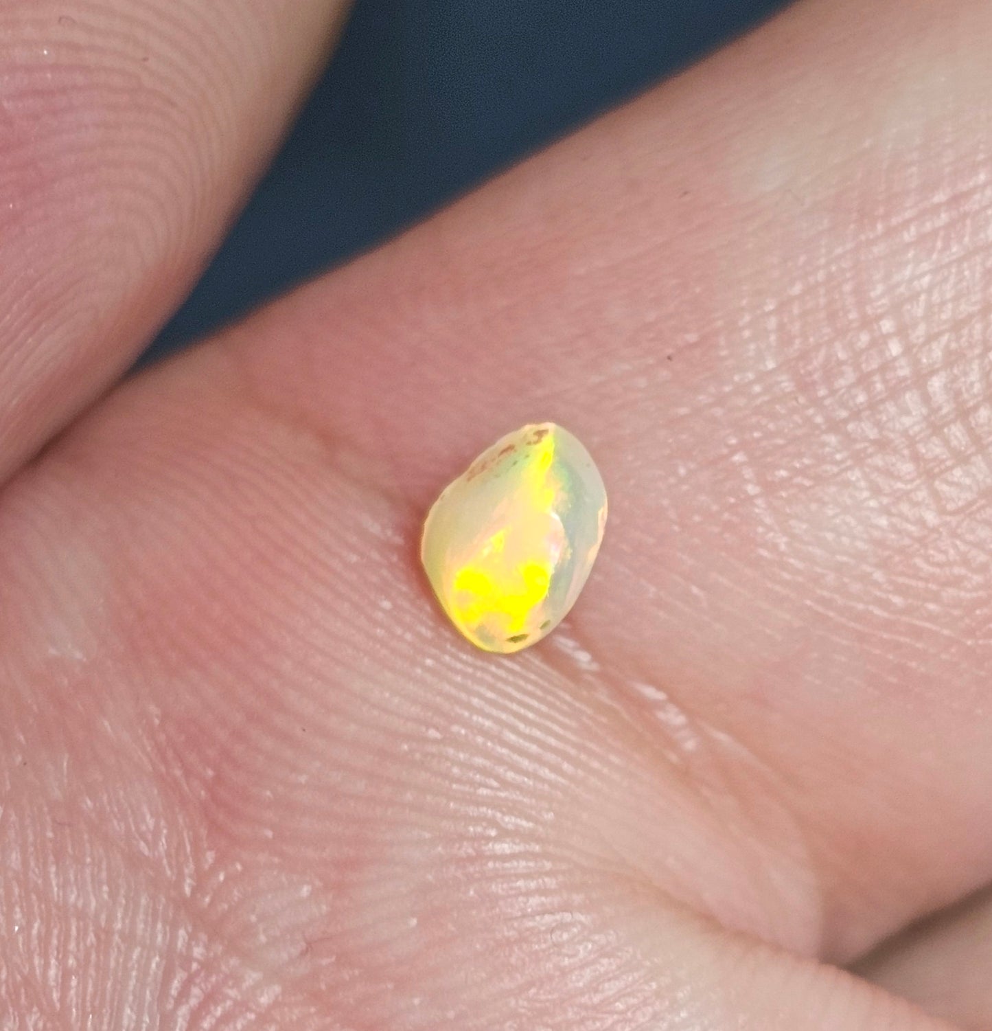 Bright Lightning Ridge Opal! 0.40cts (LRF)