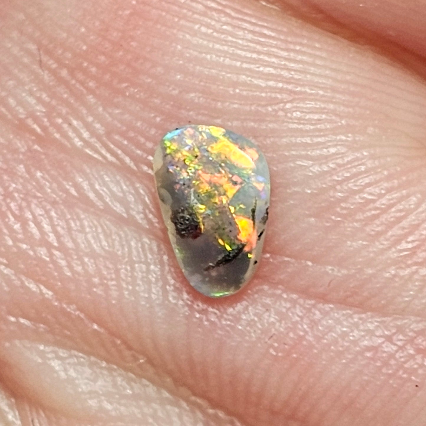 Colourful Lightning Ridge Opal! 0.30cts (LRE)