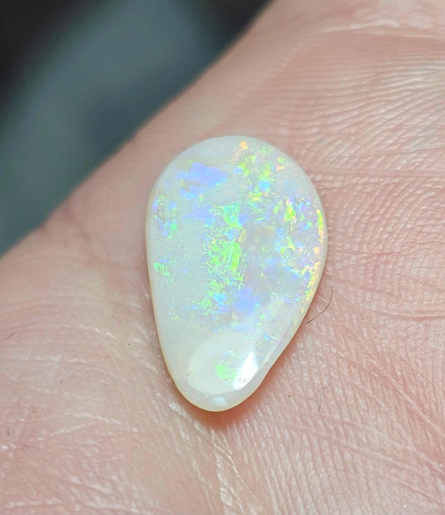 2cts Lightning Ridge Opal! (LRA4)