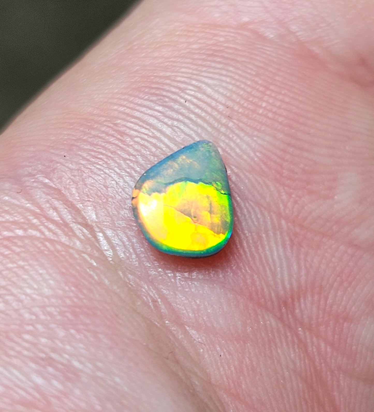 Flashy L/RIDGE CRYSTAL 0.50cts LRA33