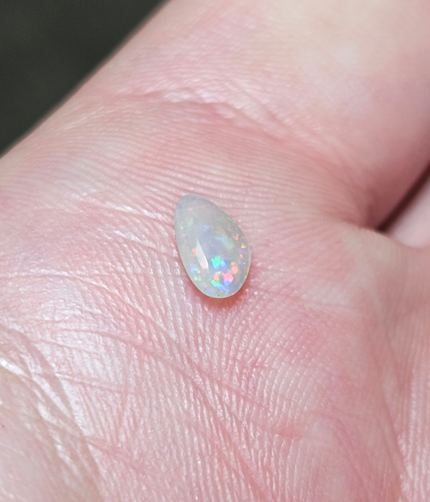 Cute Little L/RIDGE CRYSTAL 0.30cts LRC