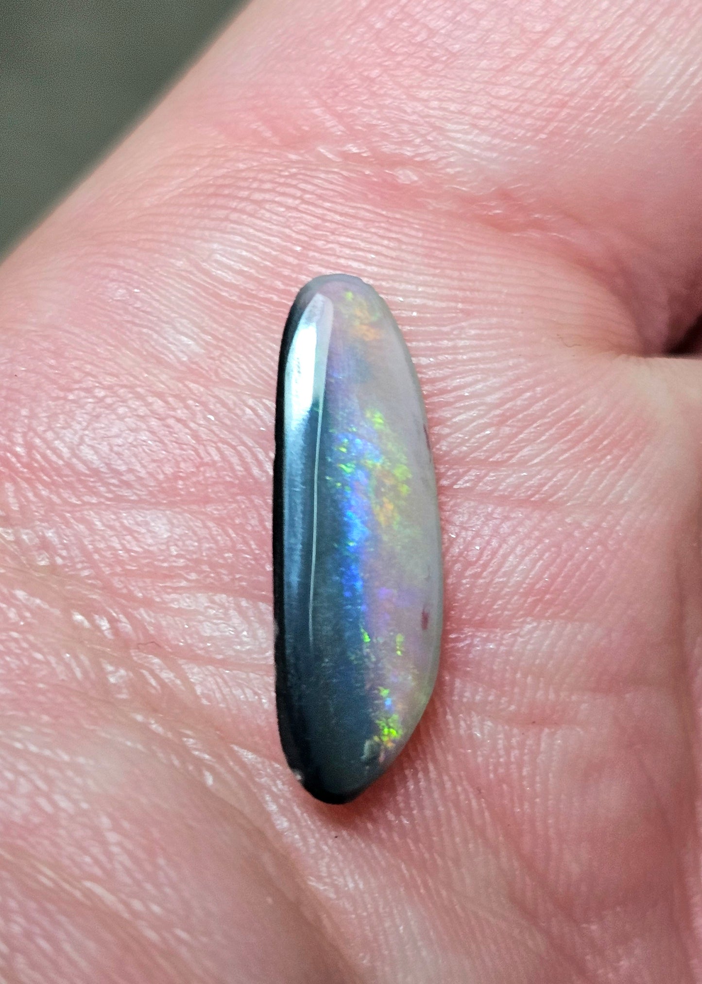 Half Black L/RIDGE CRYSTAL 1.40cts LRA34