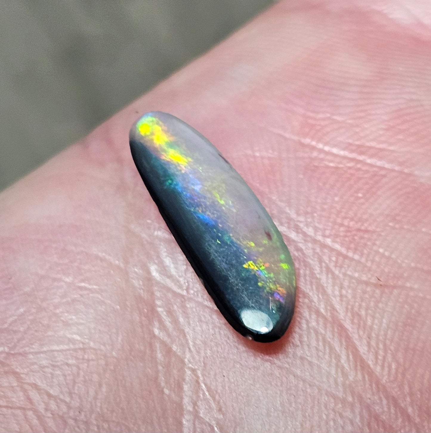 Half Black L/RIDGE CRYSTAL 1.40cts LRA34