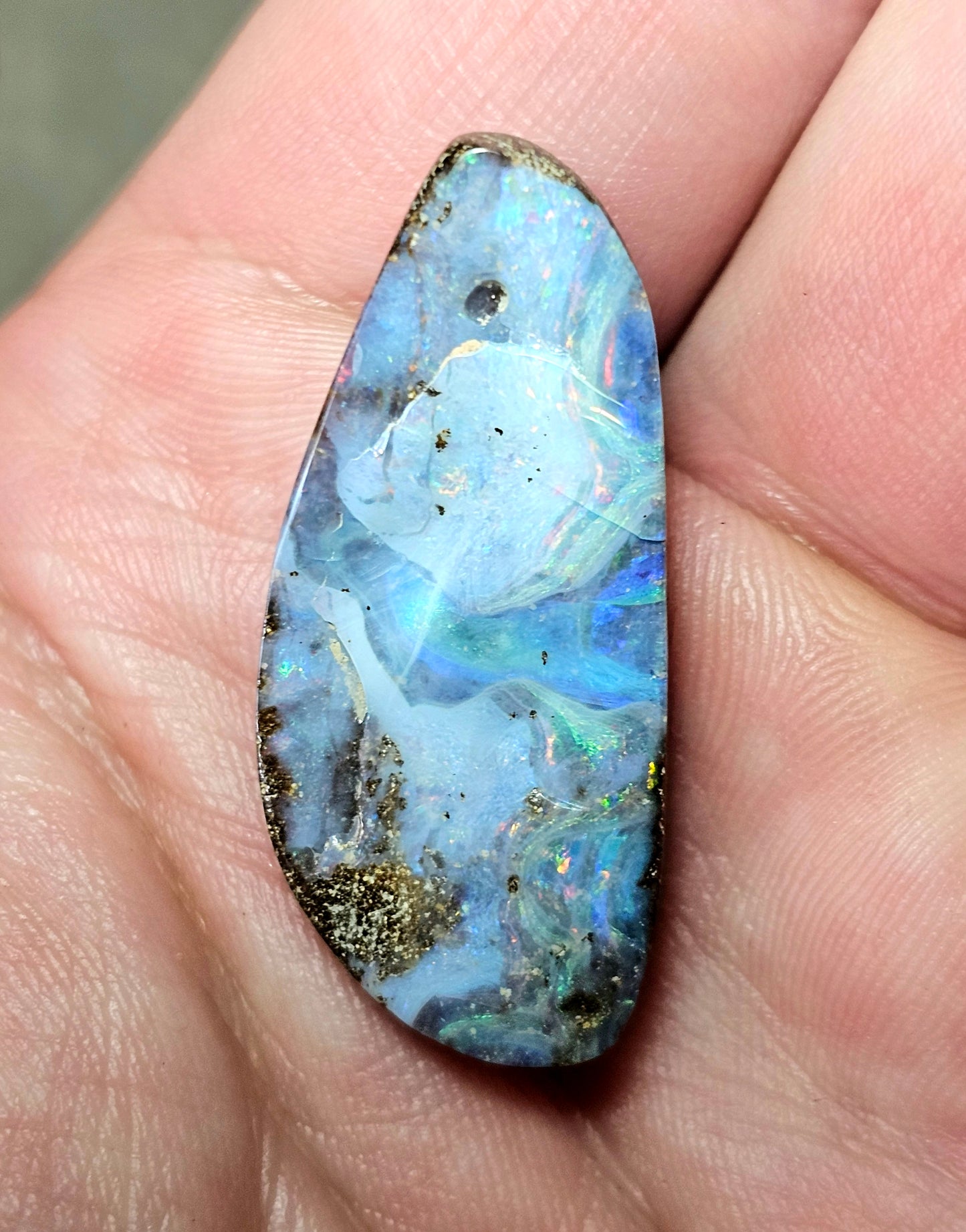 23cts Boulder Opal with Beautiful Colour(JSM10)