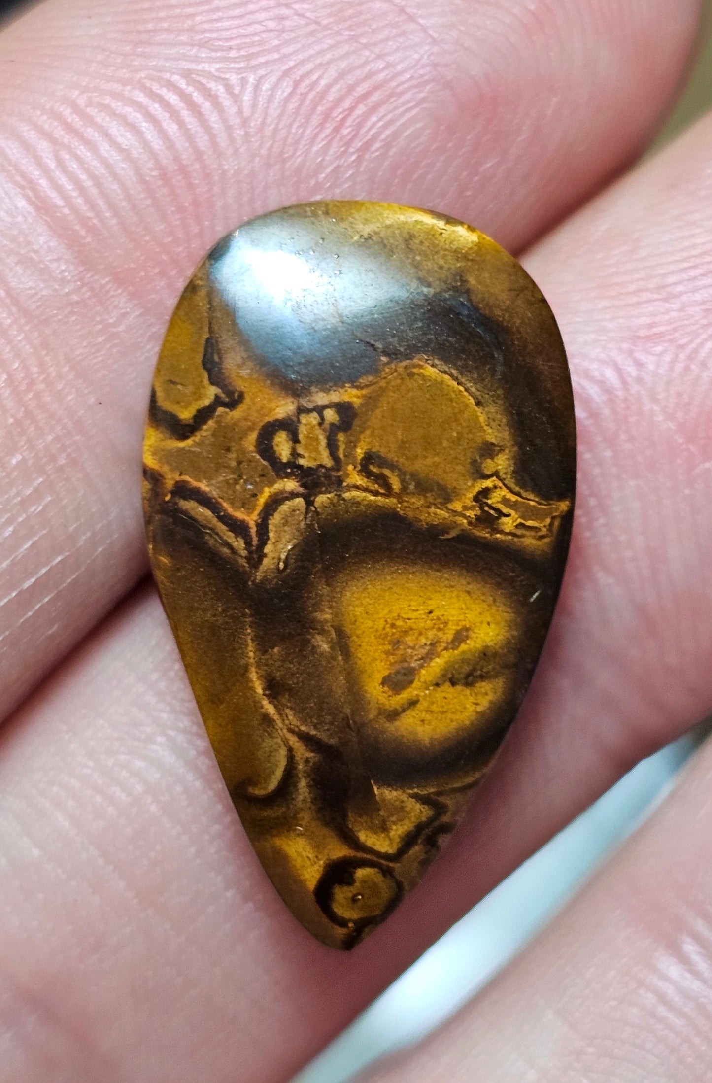 13cts Stunning Boulder Opal (MAT119)