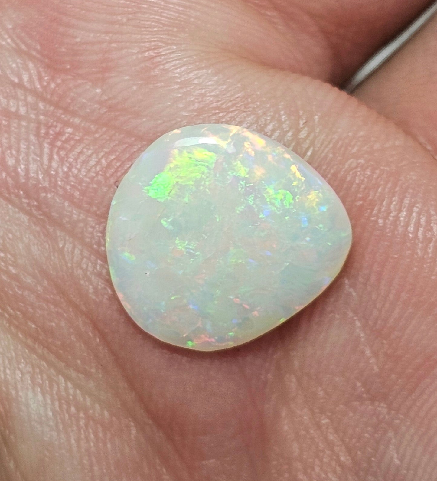 2.50cts Lovely Rainbow Opal (FB3)