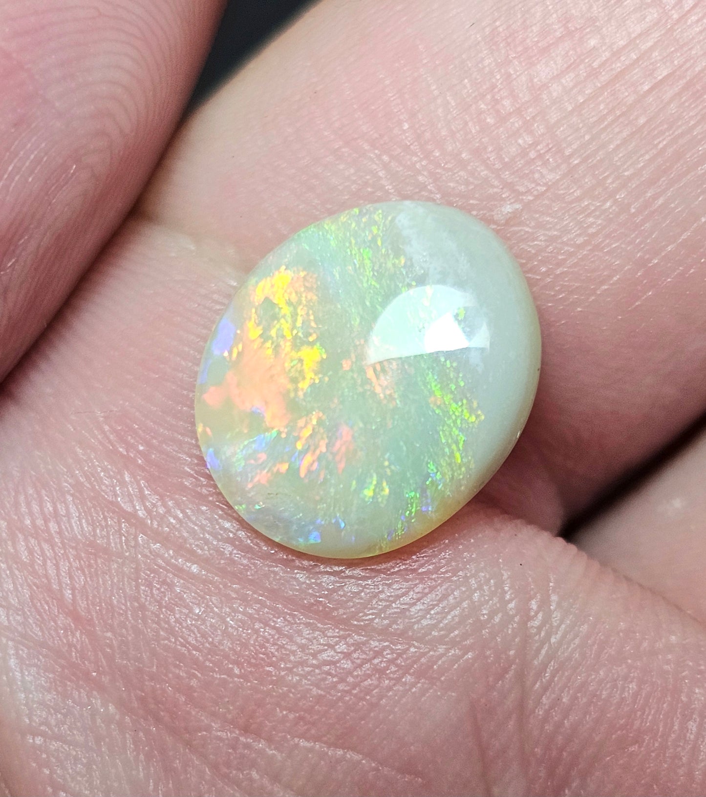2.60cts Gorgeous Solid Opal with a gold/orange flash of colour! (LRA5)