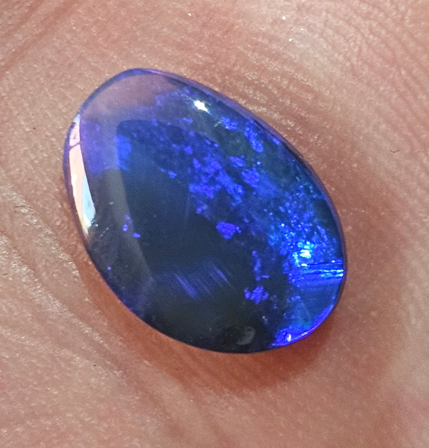 Beautiful N2 Blue Solid Opal from Lightning Ridge 2cts(53)