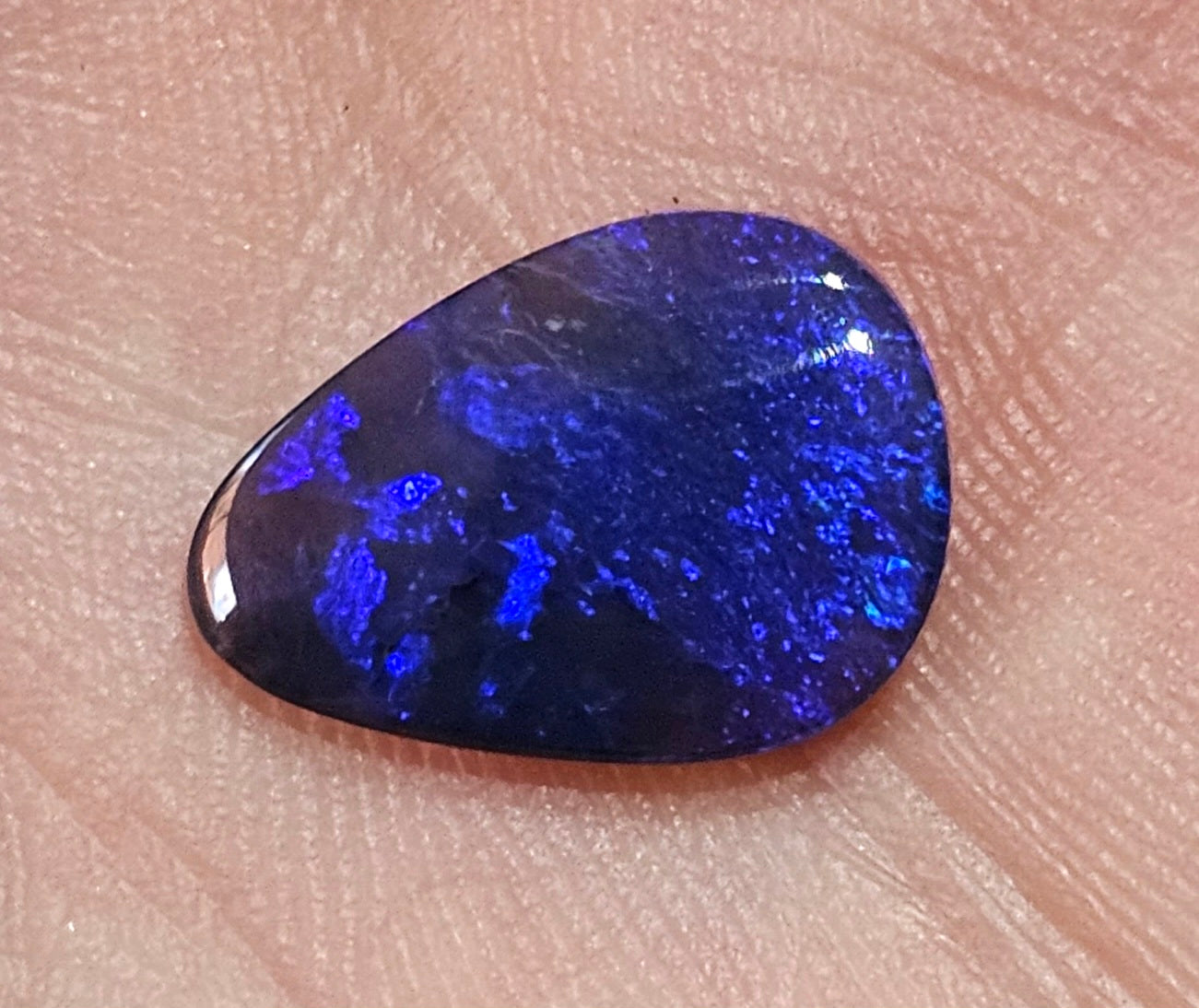 Gorgeous N2 Blue Solid Opal from Lightning Ridge 2.7cts(s33)