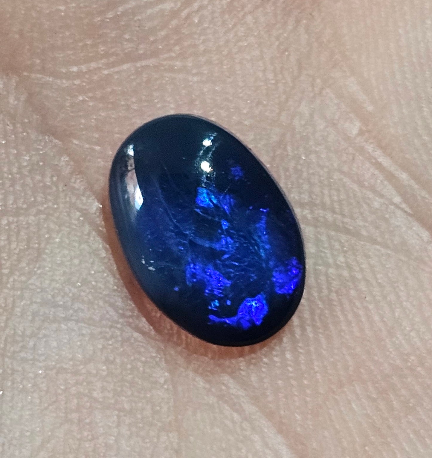 N1 Solid Blue Opal from Lightning Ridge Australia 1.7cts (S14)