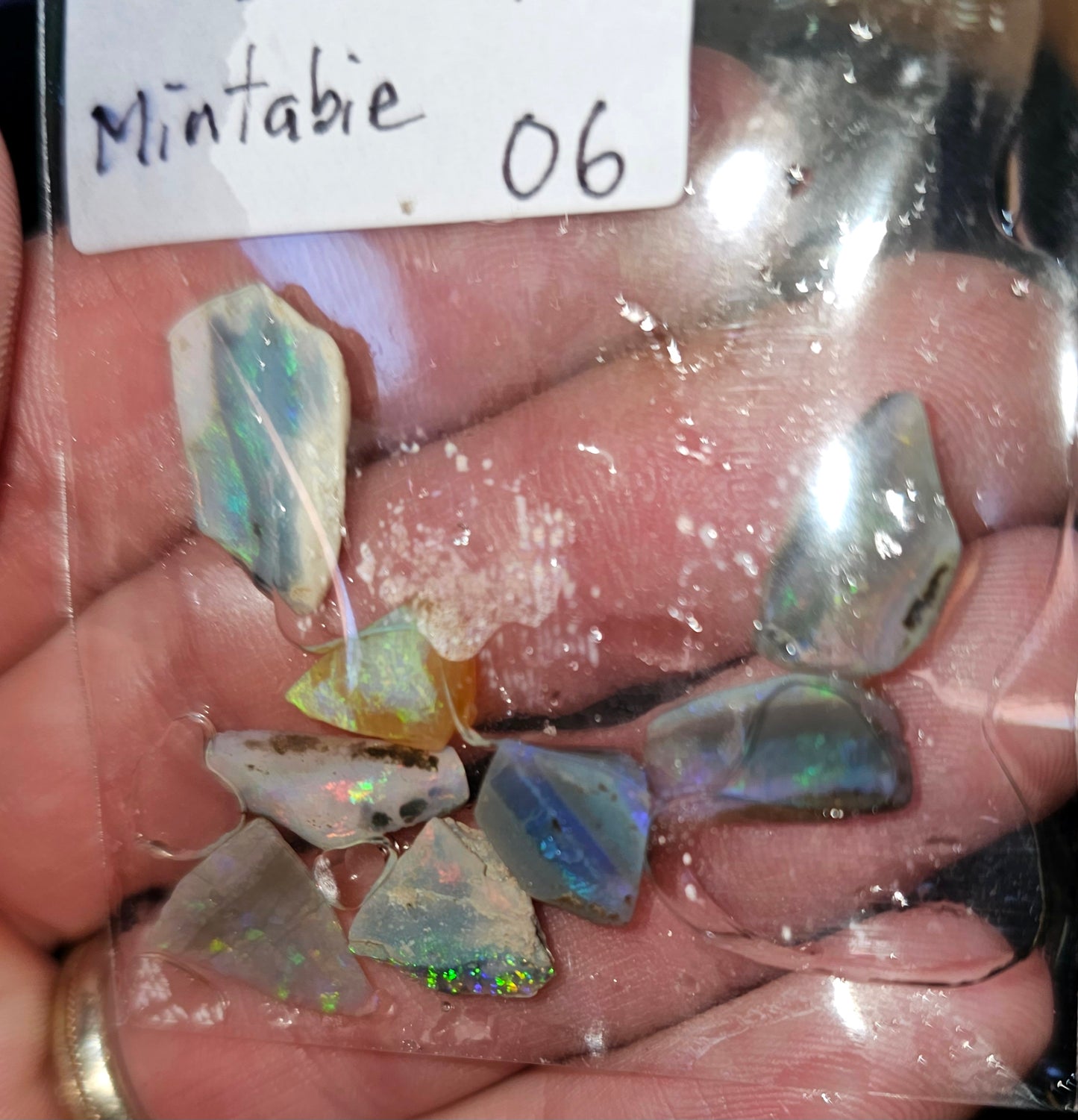 Mintabie Rough Opal Parcel 8x Pieces(06)