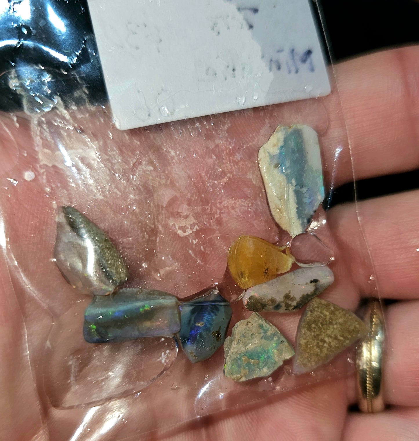 Mintabie Rough Opal Parcel 8x Pieces(06)