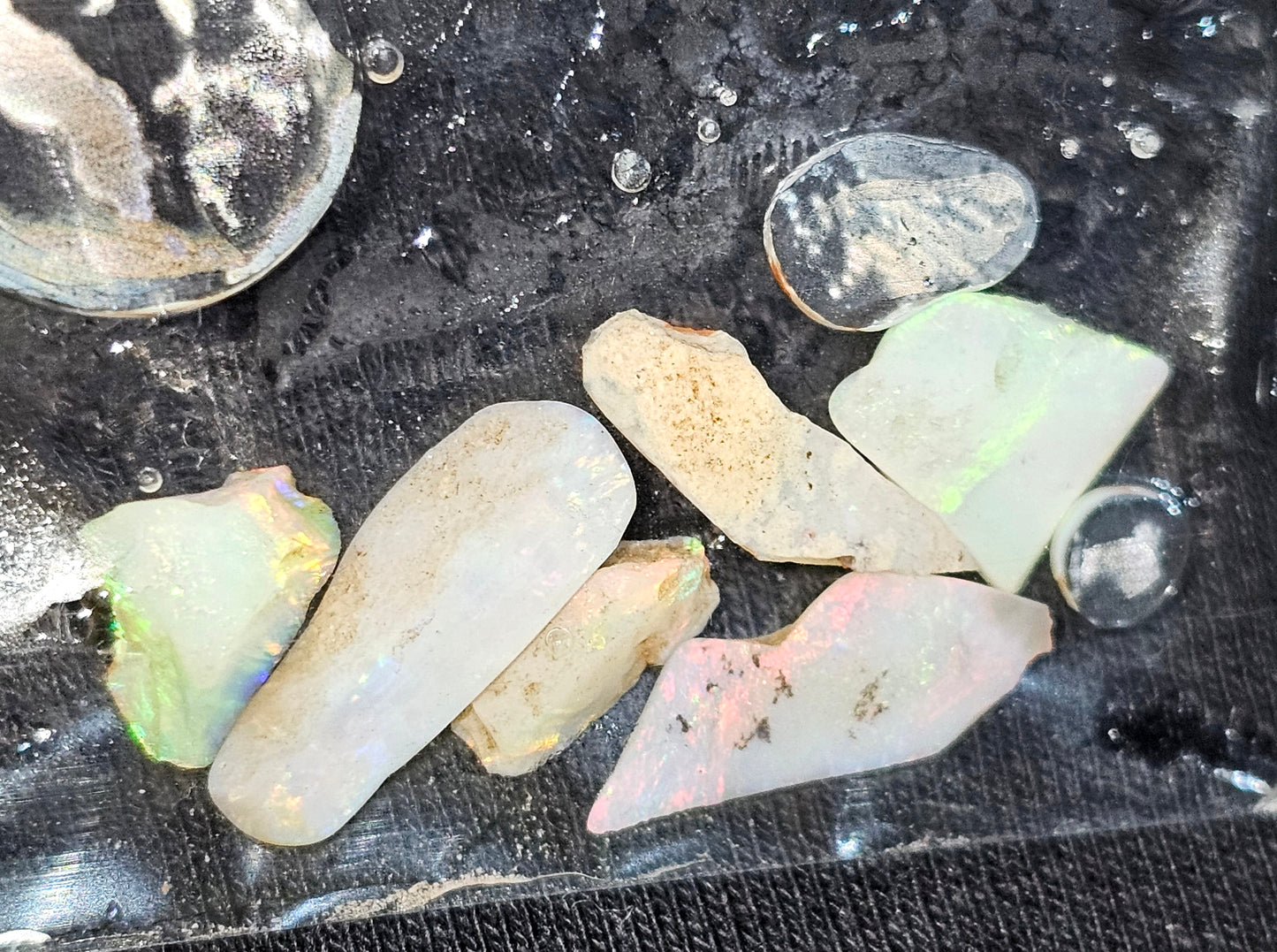 Mintabie Rough Opal Parcel 6x Pieces(02)