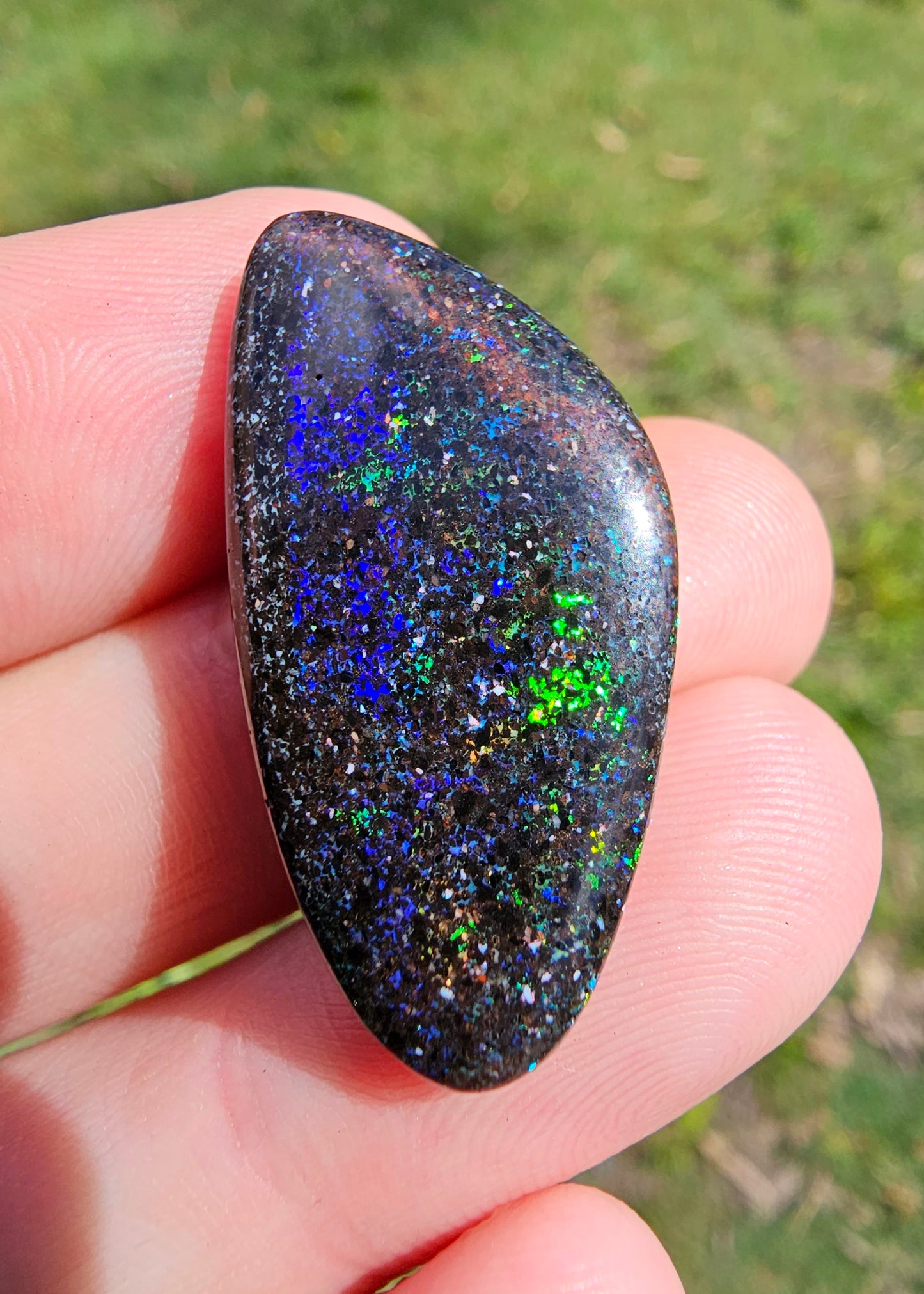 Quality Australian Fairy Opal - Awesome Green Flash! 18cts