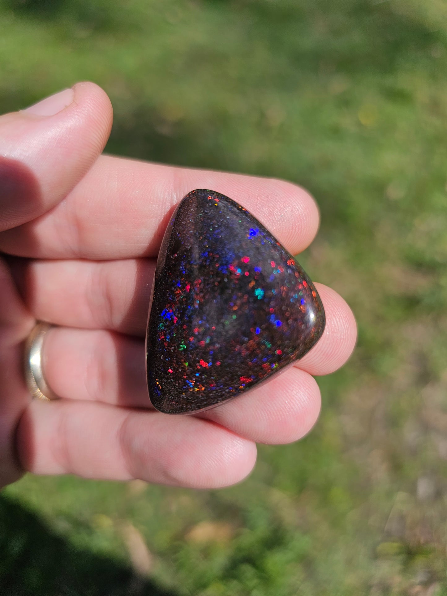 Awesome Fairy Opal with Purple Blue & Red 63cts!!