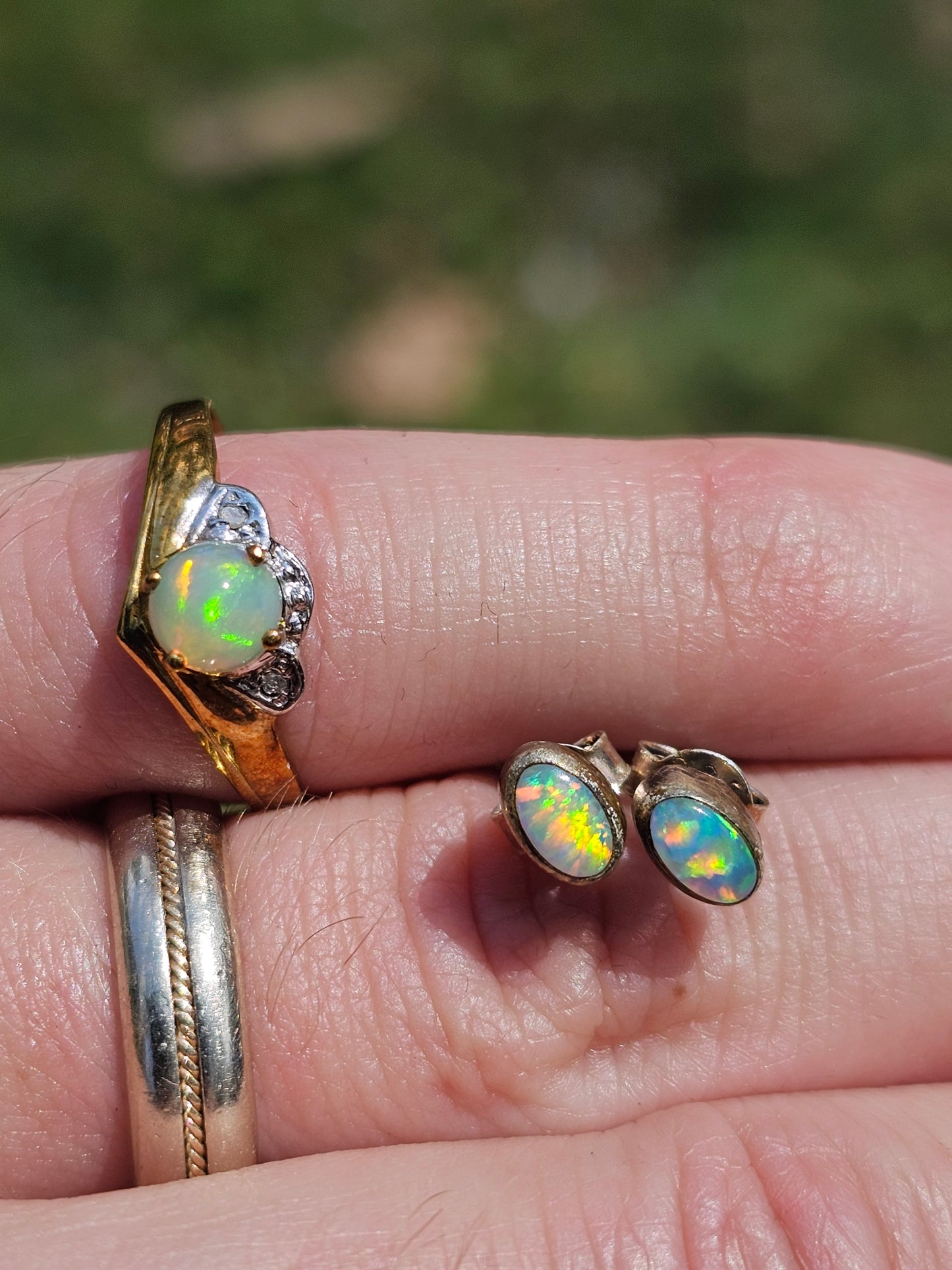 Real Australian Gold Opal Ring and Earrings! 9.4cts total