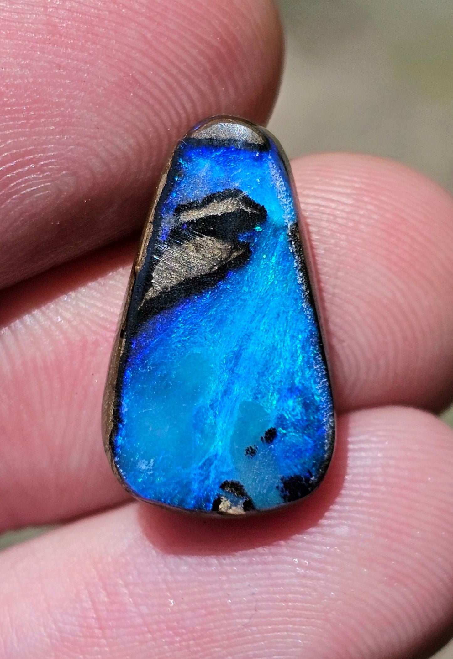 Beautiful Blue Crystal Boulder Opal from Queensland, Australia! 10cts