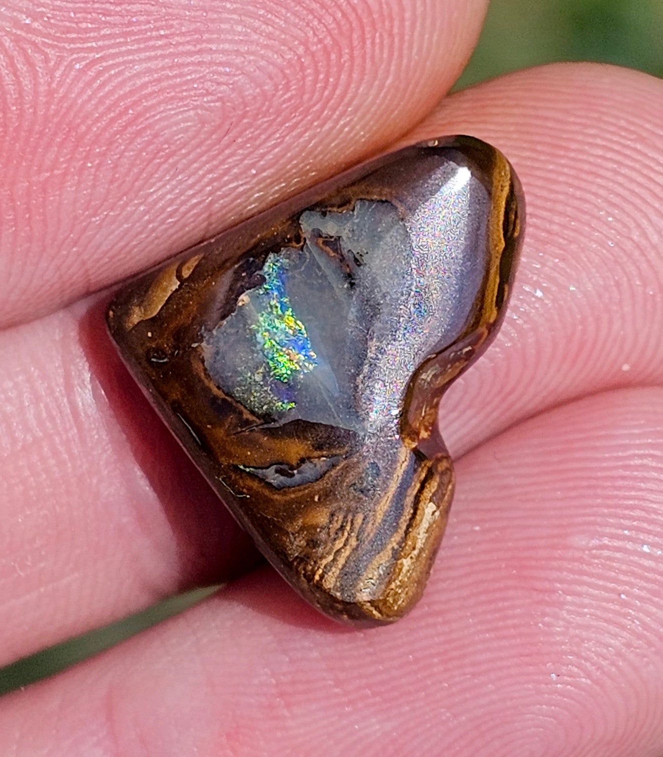 Heart Boulder Opal with Pretty Colour! 15cts