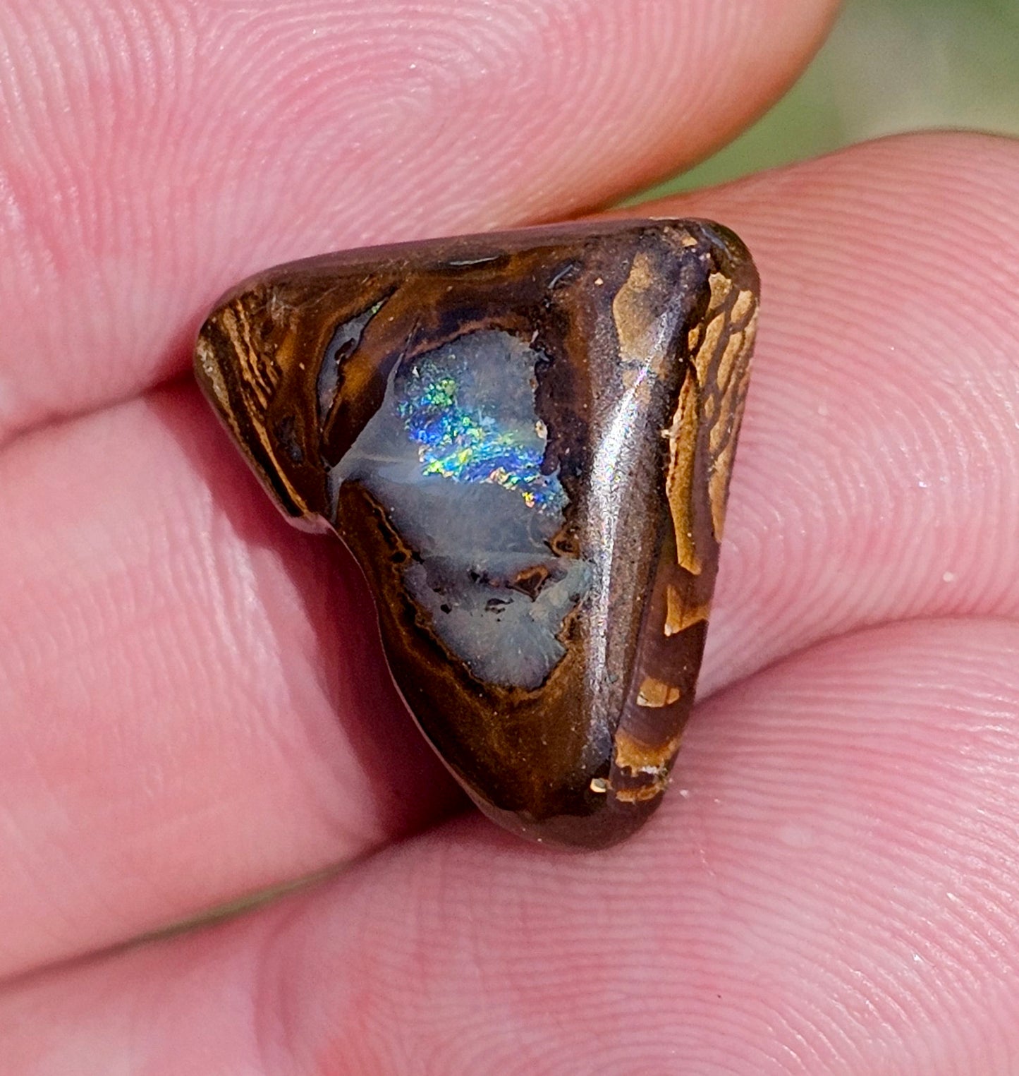 Heart Boulder Opal with Pretty Colour! 15cts