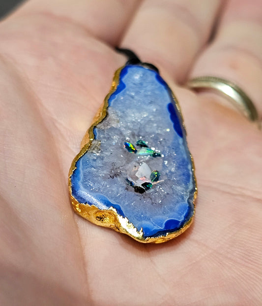 Pretty Blue Opal Chip Agate Pendant! ( J14)