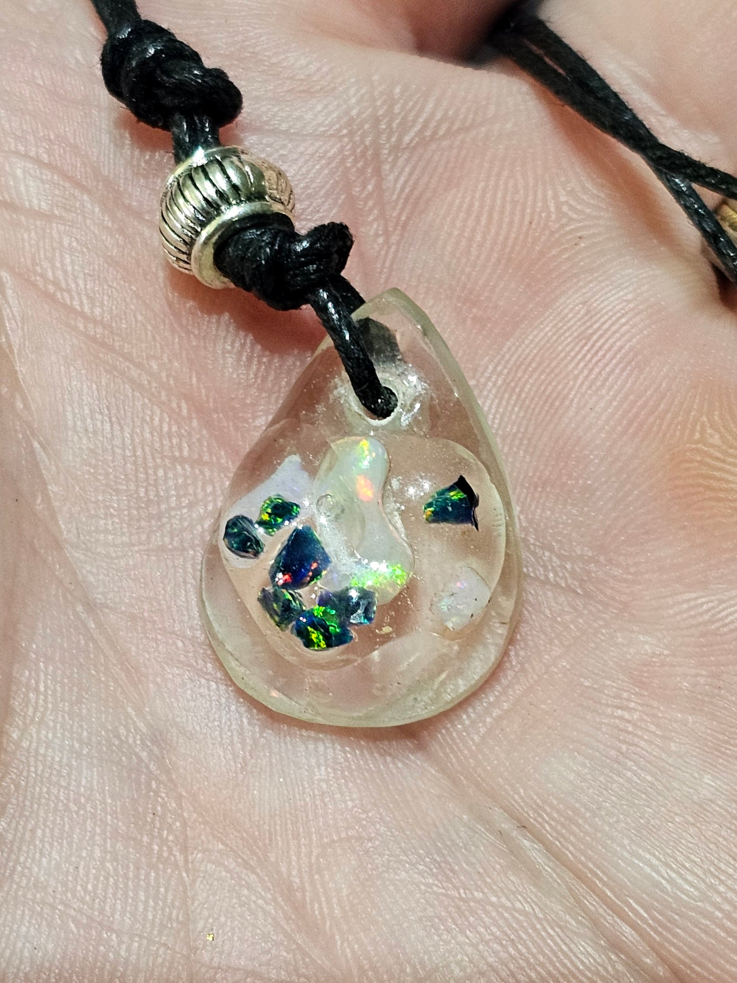 Pretty Crystal Opal Chip Pendant! (Q4)