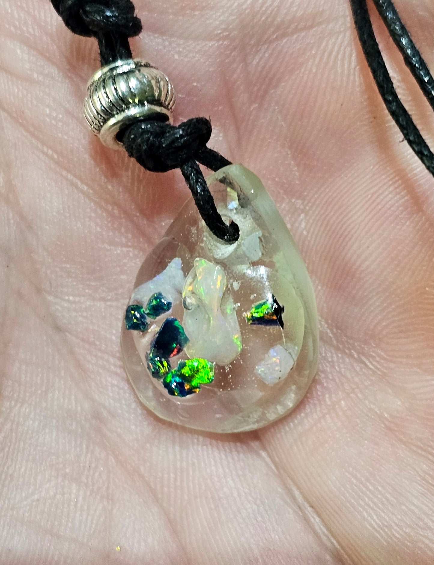 Pretty Crystal Opal Chip Pendant! (Q4)