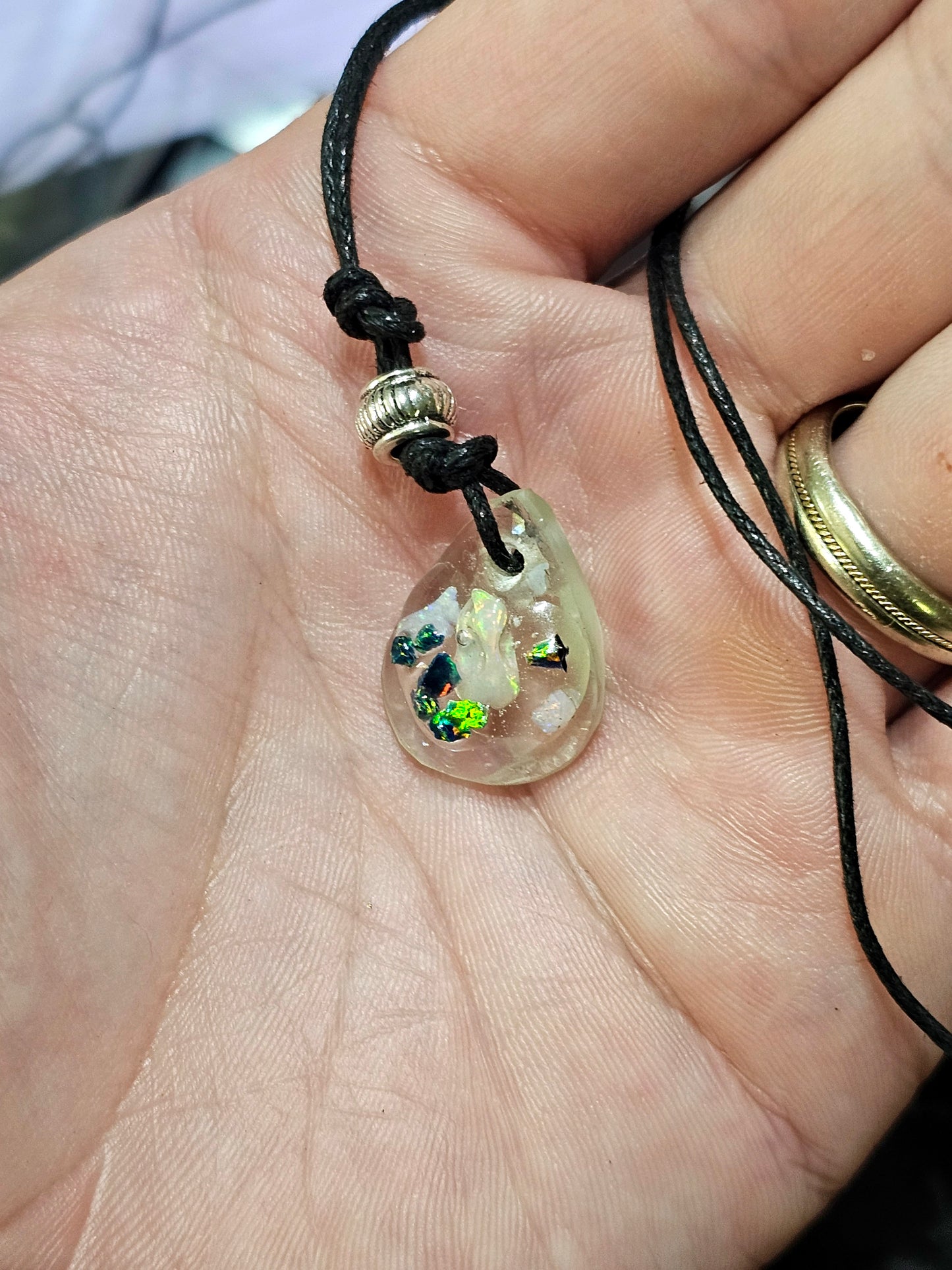 Pretty Crystal Opal Chip Pendant! (Q4)