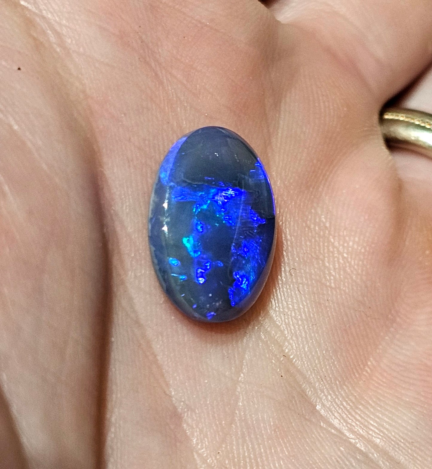 Beautiful Blue Lightning Ridge Solid Opal! 6cts! (LR25)