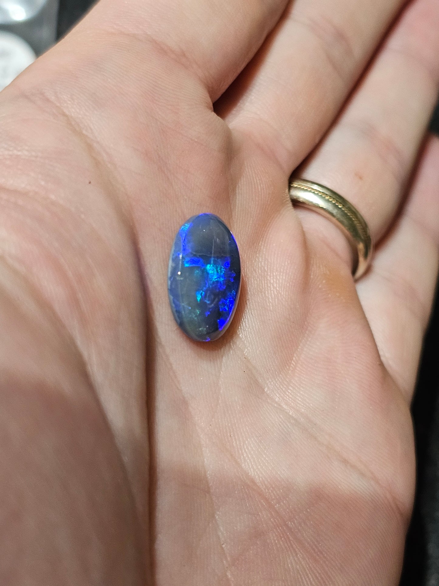 Beautiful Blue Lightning Ridge Solid Opal! 6cts! (LR25)