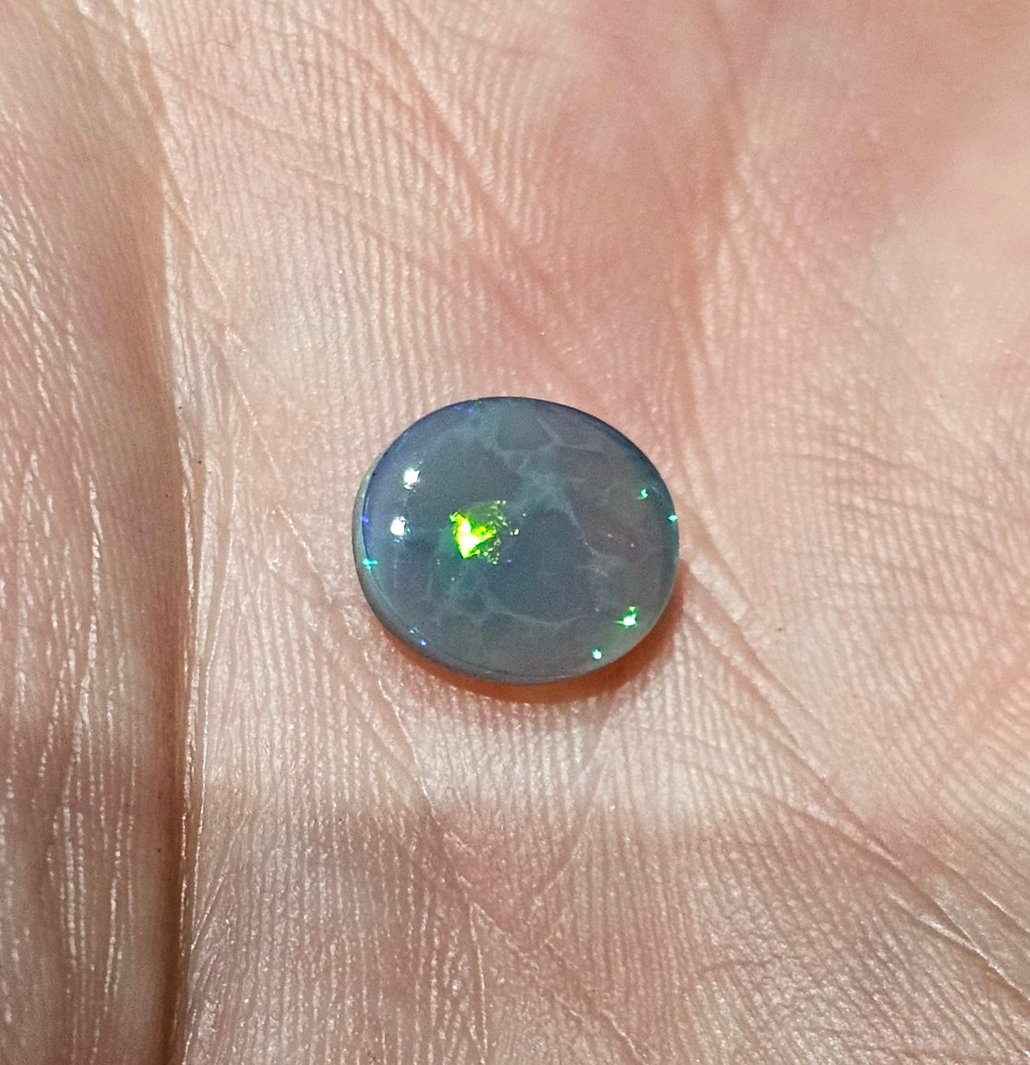 Vivid Sparkles on a Lightning Ridge Solid Opal! 2.65cts (LR5)