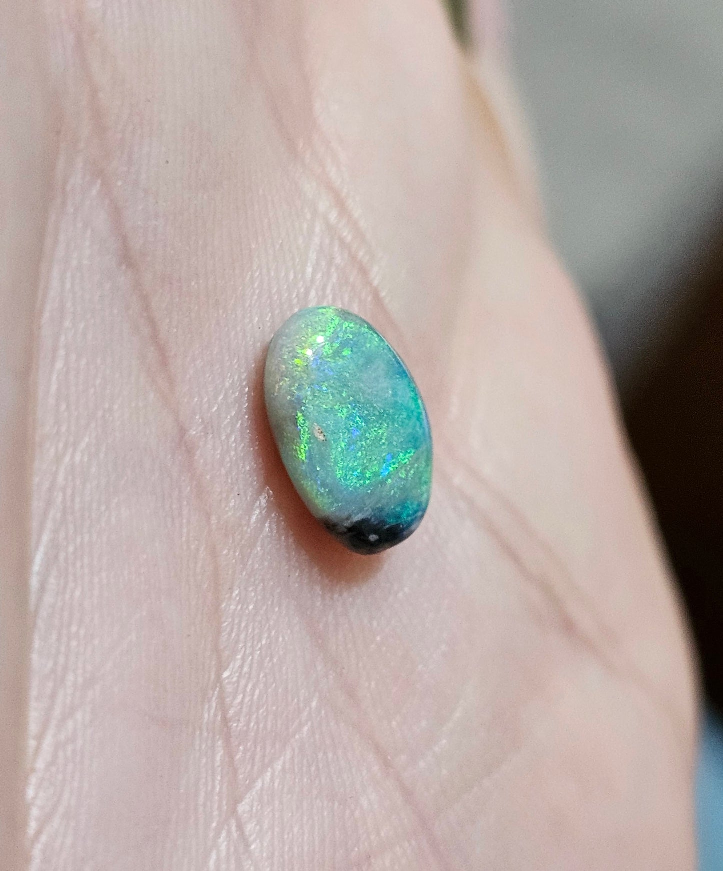 Lagoon Green Lightning Ridge Solid Opal!  2cts (LR24)