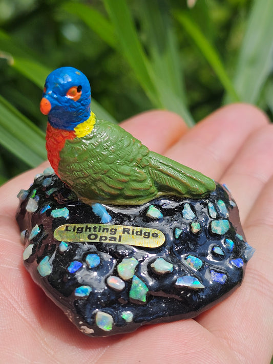 Lightning Ridge Opal Chip Bird(Lorikeet) Statue