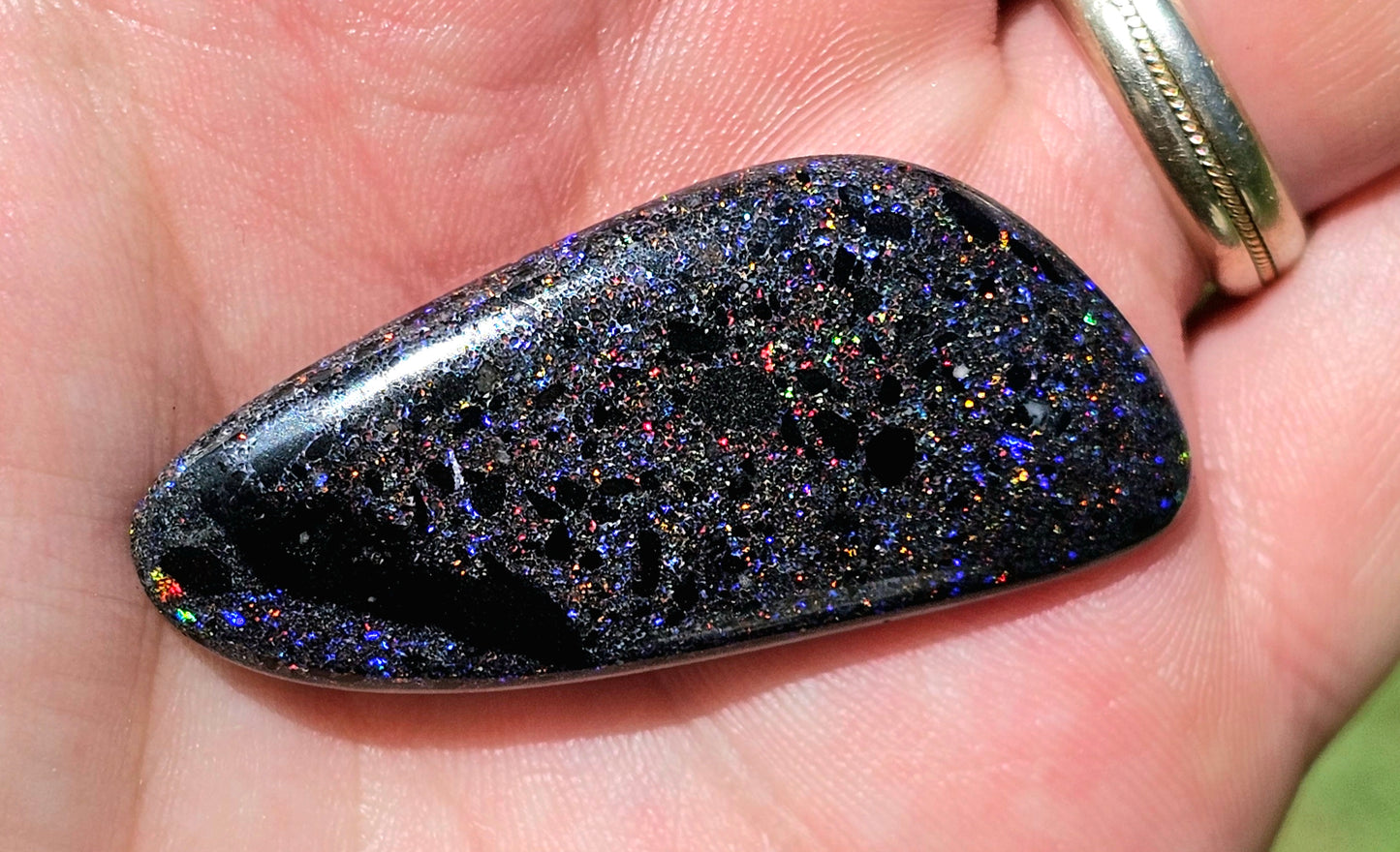 Purple Quality Boulder Opal 38cts (F23)