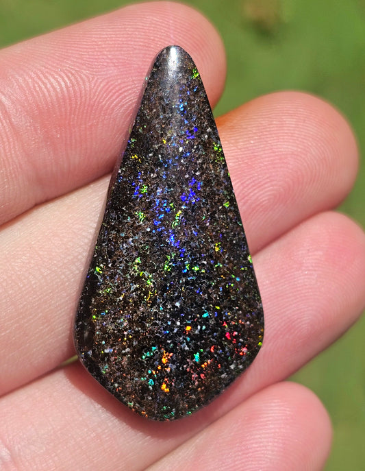 Bright Pinfire Quality Boulder Opal 24cts (F10)