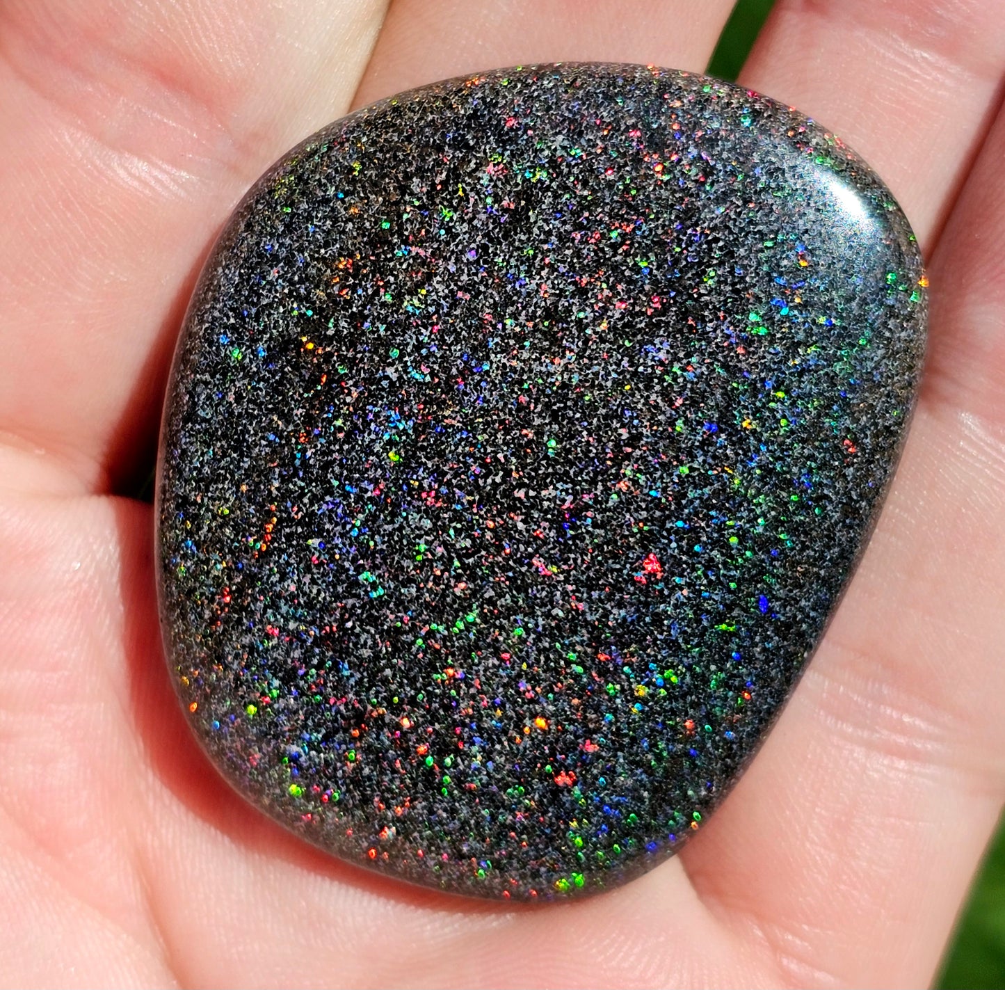 Red Pinfire Quality Fairy Boulder Opal 92cts(F13)