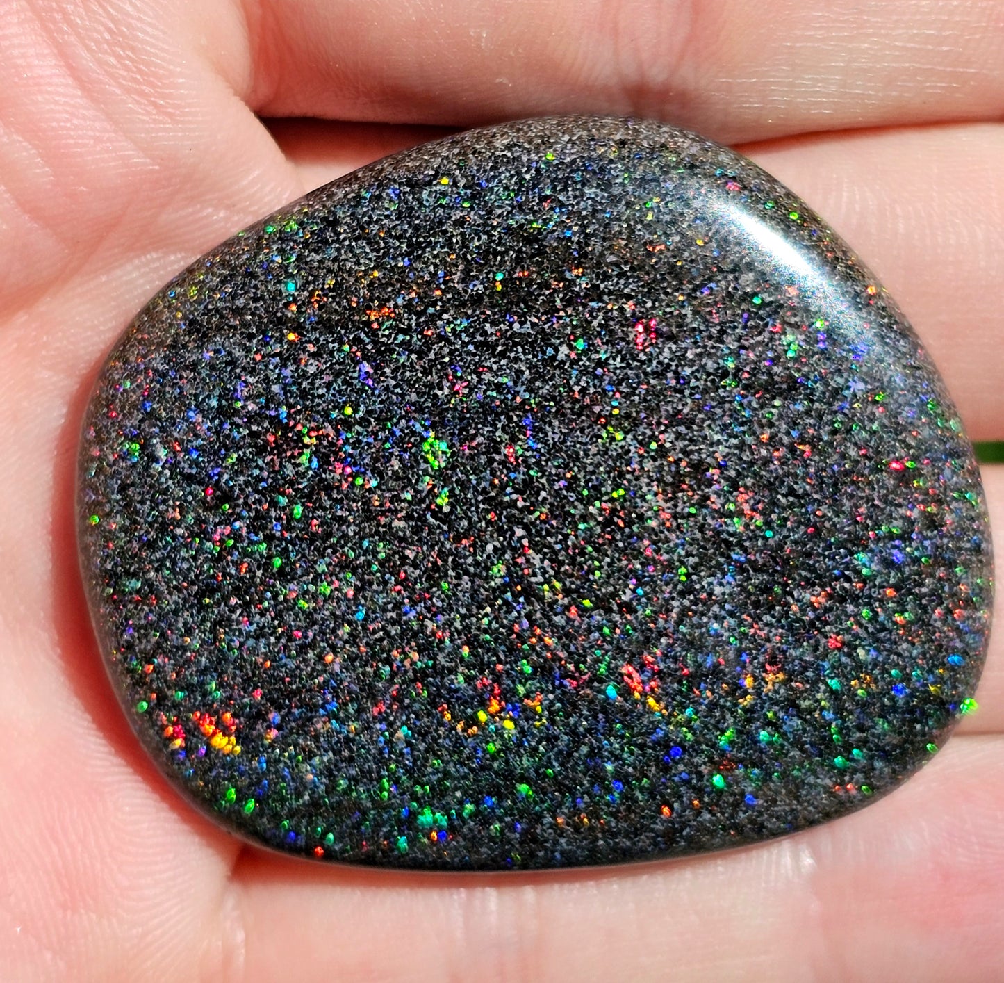 Red Pinfire Quality Fairy Boulder Opal 92cts(F13)