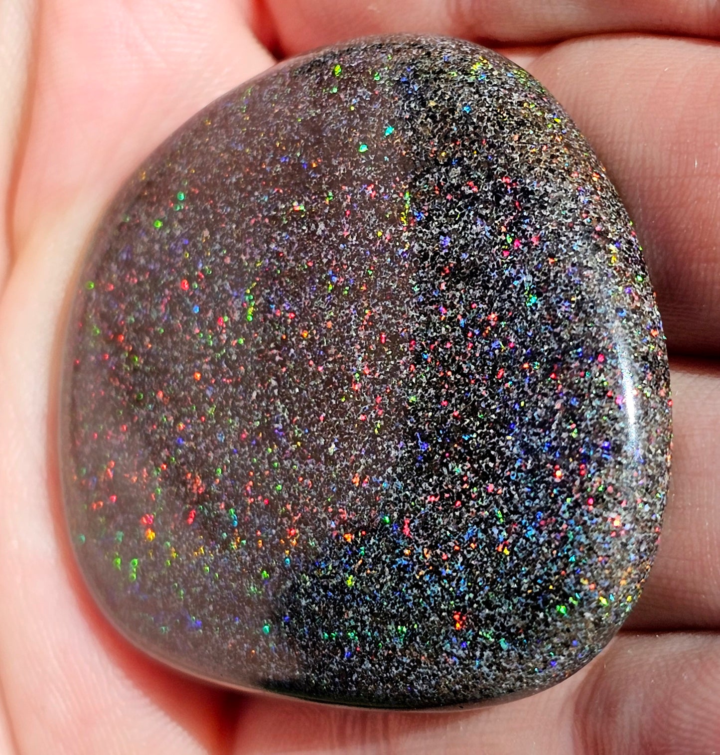 Red Pinfire Quality Fairy Boulder Opal 92cts(F13)