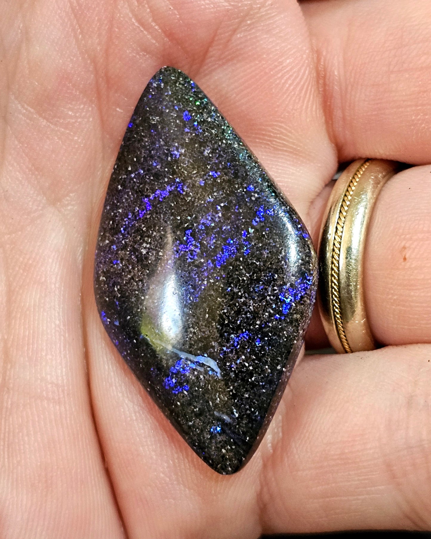 Unique Blue Rain Pattern Quality Fairy Boulder Opal 19ts(F17)