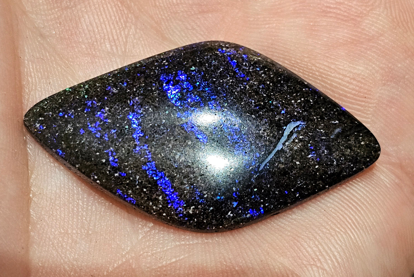 Unique Blue Rain Pattern Quality Fairy Boulder Opal 19ts(F17)