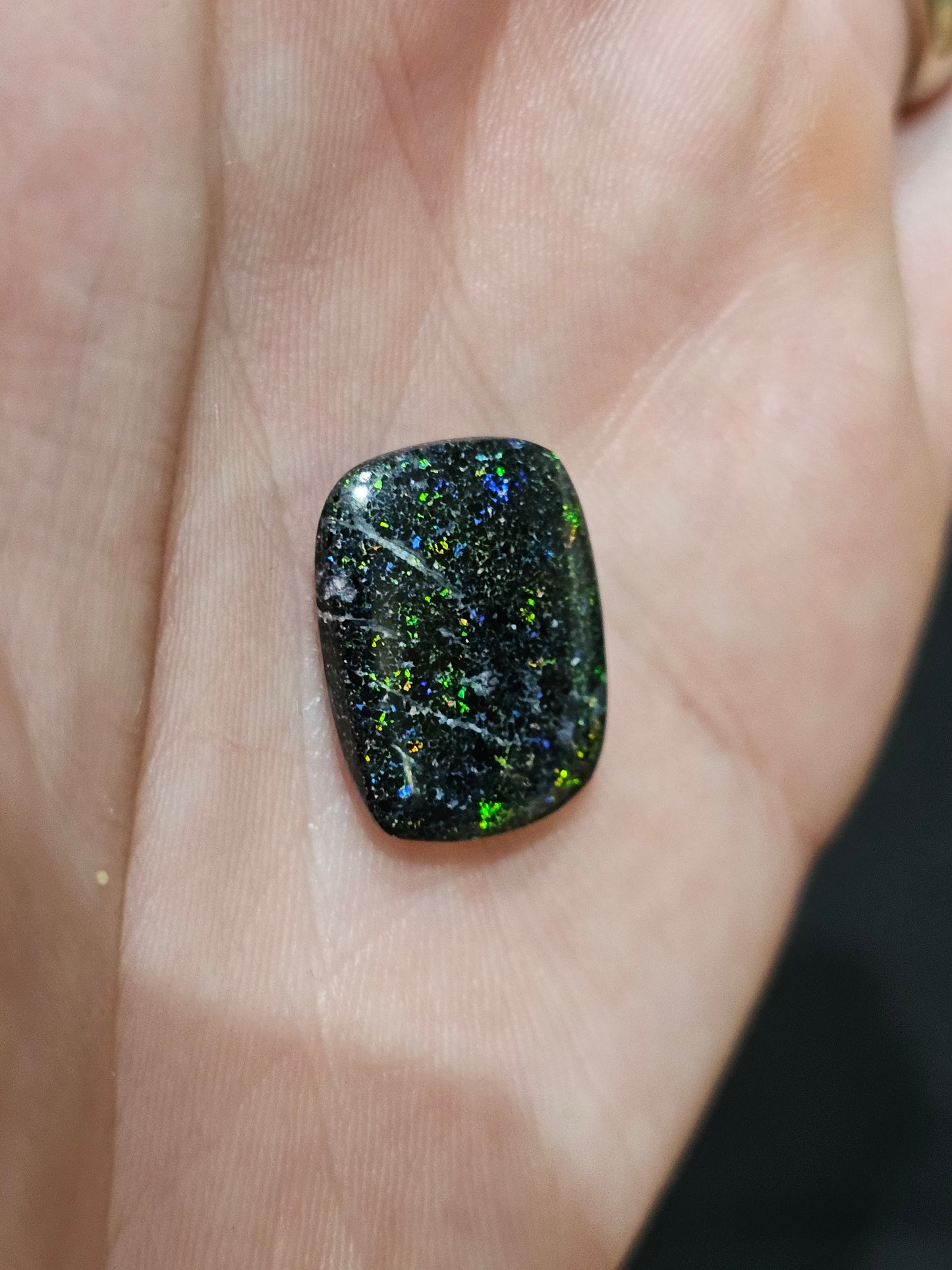 Unique Quality Fairy Boulder Opal 7cts (F80)