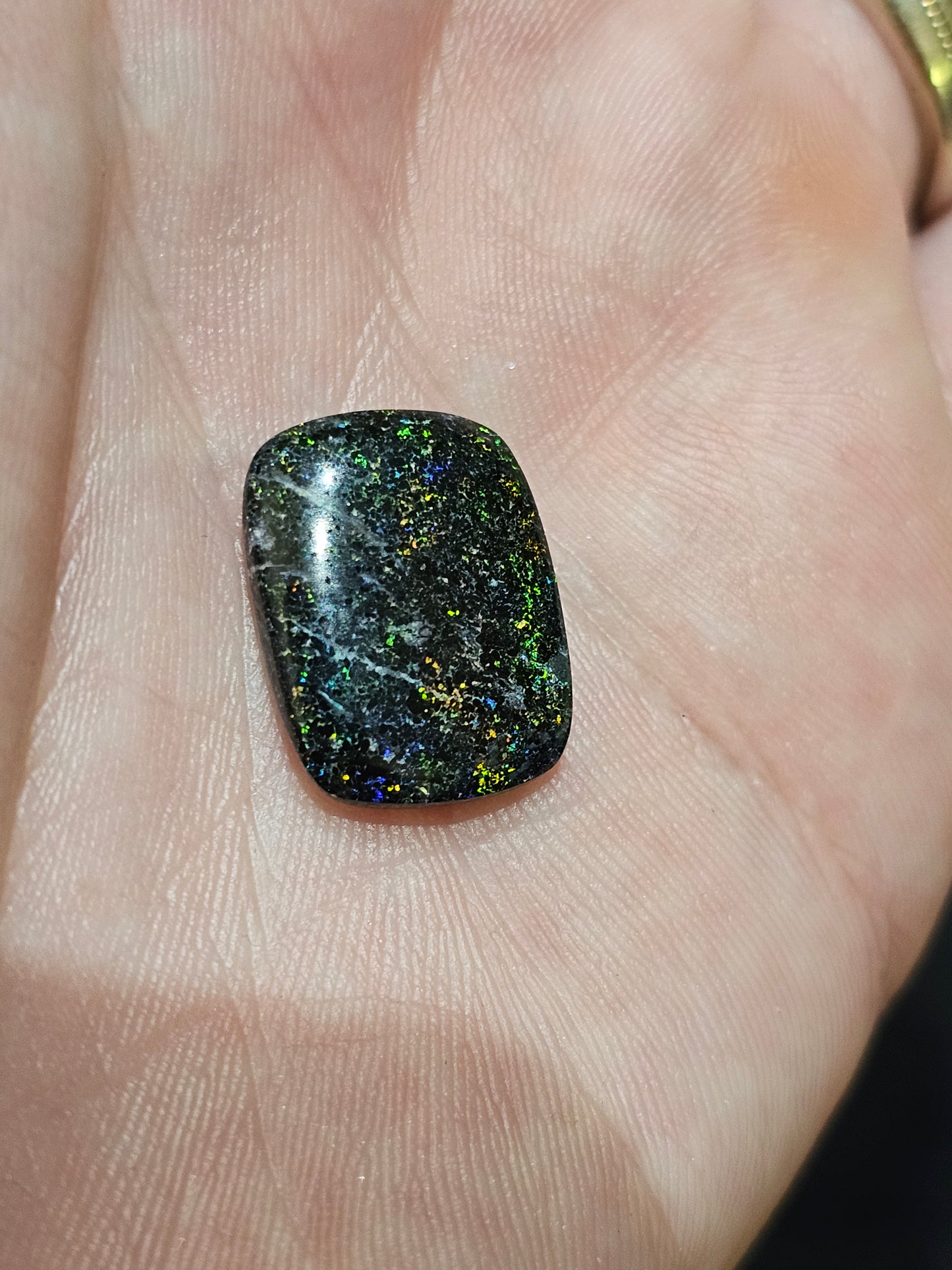 Unique Quality Fairy Boulder Opal 7cts (F80)