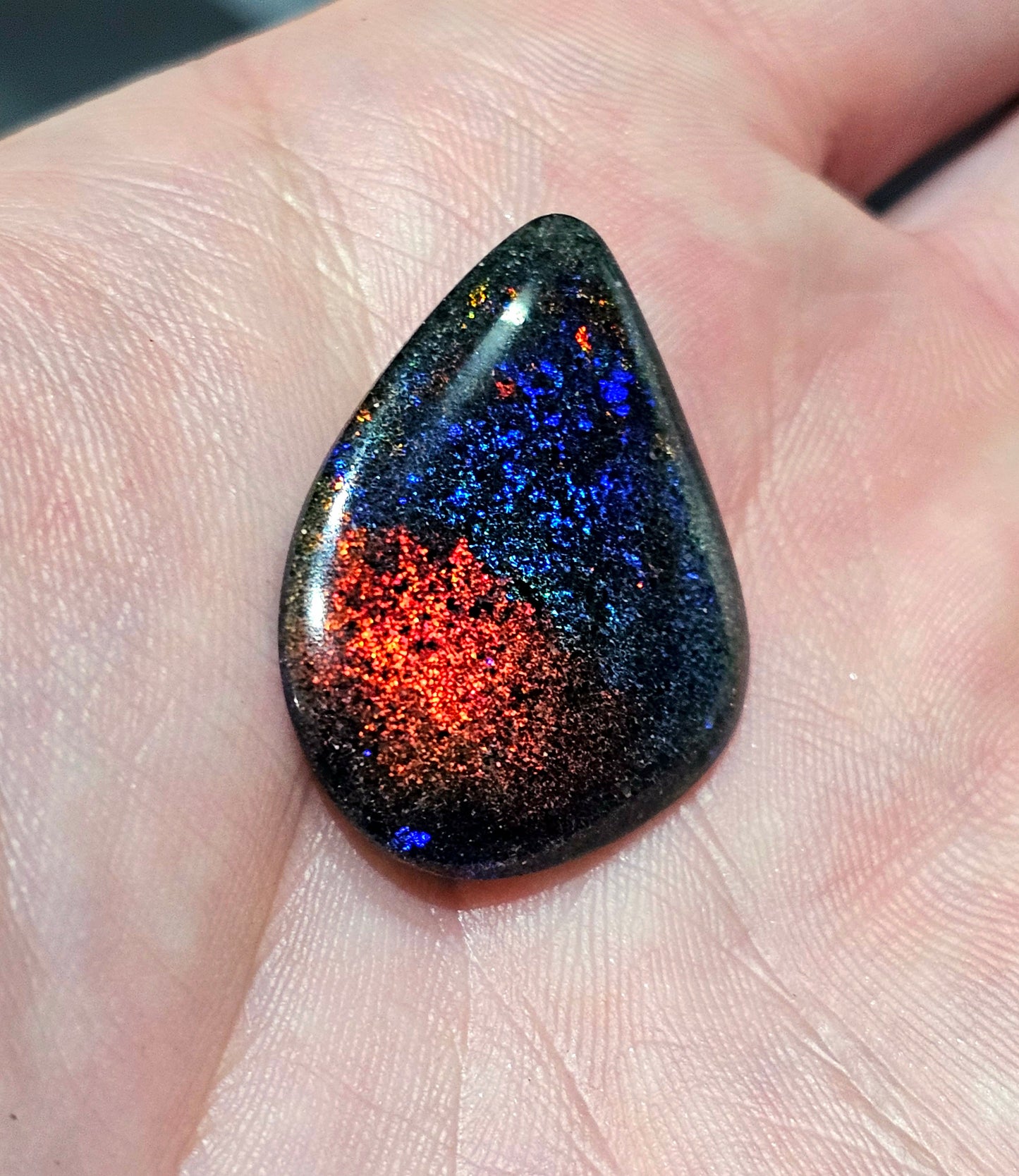 Stunning Red + Blue Quality Fairy Opal 15cts (F15)